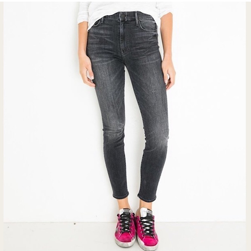 MOTHER High Waisted Looker Ankle‎ Skinny Leave The Light On Washed Black 24